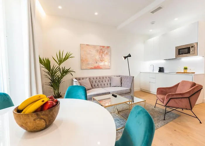 Debambu Suites
